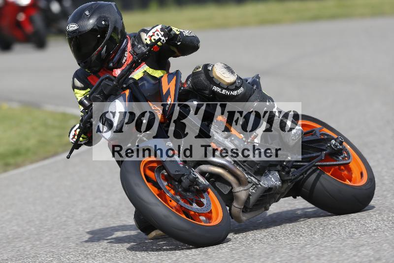 Archiv-2025/07 19.04.2025 Speer Racing ADR/Gruppe gelb/2